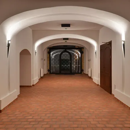 Maly Pivovar Hotel 4*